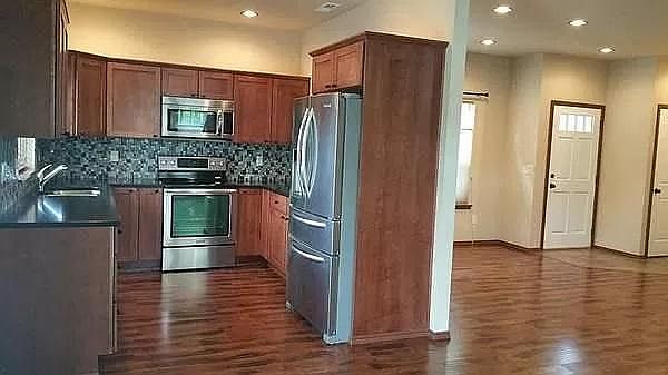 1st image of 2452 NW Columbia Ave #24