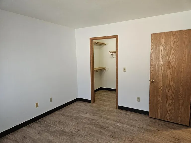 436 Sullivan St #10 — Photo 16