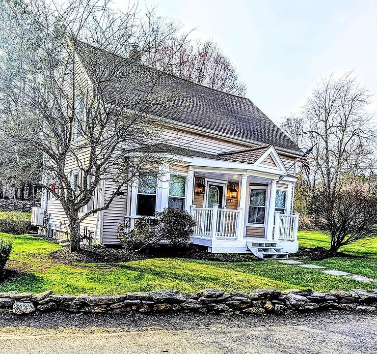 1st image of 4 Intervale Rd