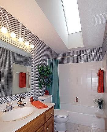 3rd image of 2715 Edgewater Bay