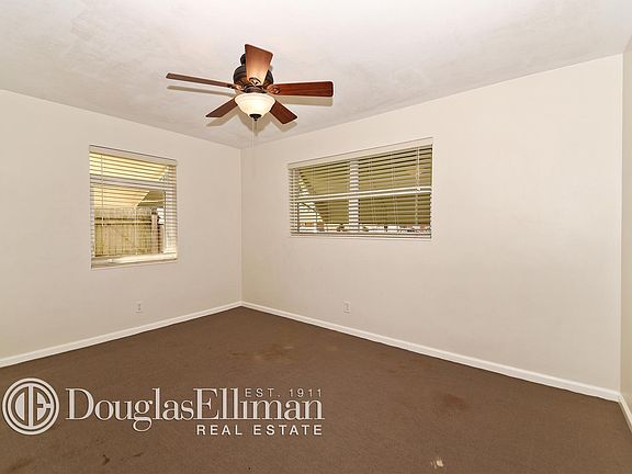 3rd image of 508 NW 8th Ct