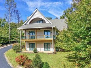 476 Cedar Glen Close, Nellysford, VA 22958