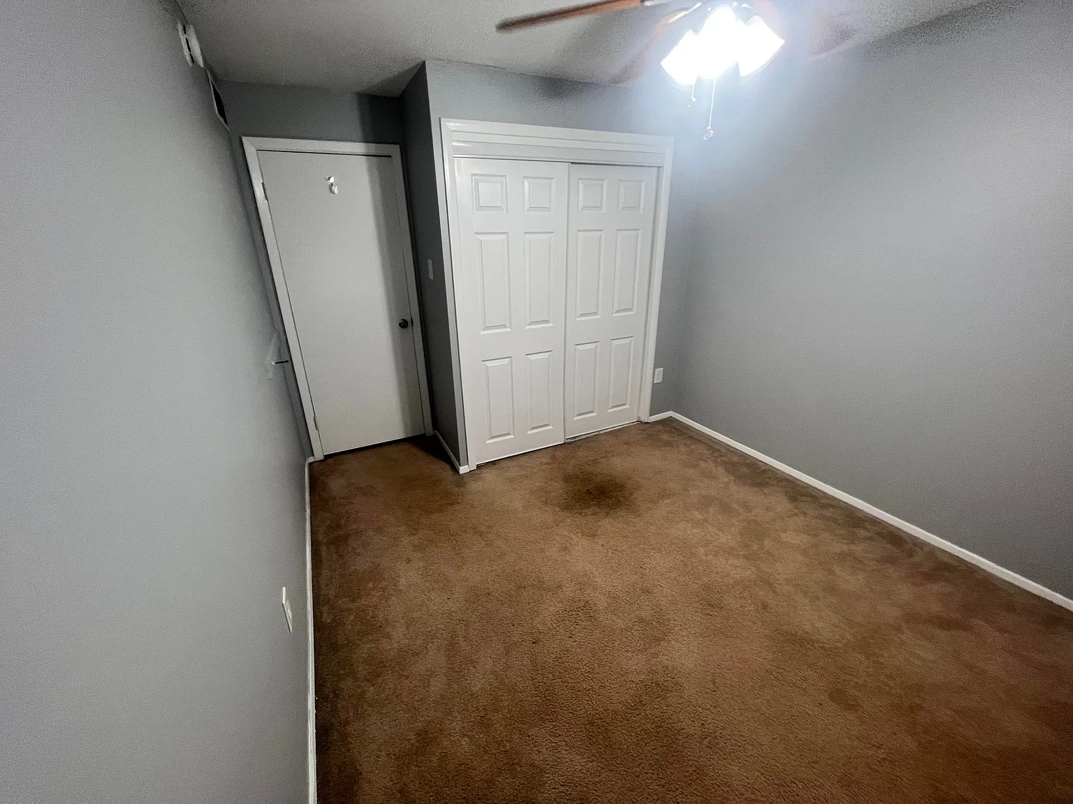 2 bed, 2.5 bath, 1500 sqft, $680 — Photo 2
