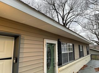 307 Evelyn Pl, Neosho, MO 64850