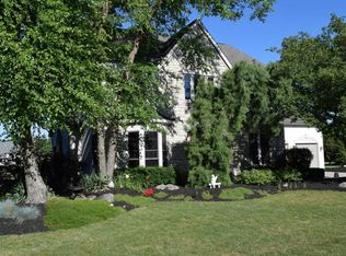 178 Farm Creek Dr, Columbus, OH 43230
