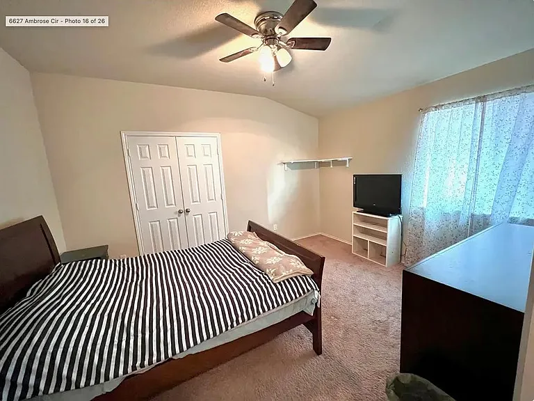 6627 Ambrose Cir — Photo 16
