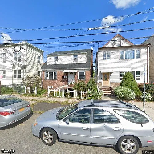 135 Davenport Ave #B Photo 1