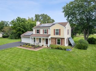 11N583 Howard Ave, Elgin, IL 60124