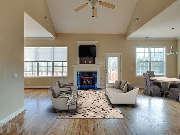 5th image of 244 Quad Oak Dr