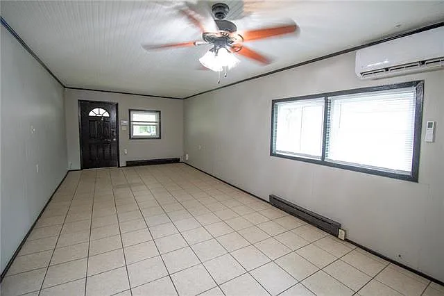 409 S Chestnut St — Photo 3