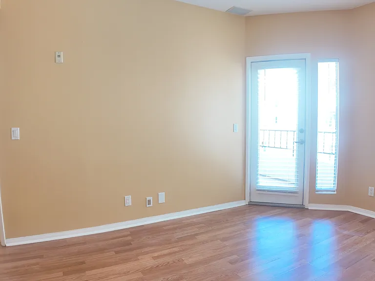 655 Columbia St #313 — Photo 16