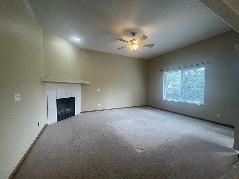2309 Aberdeen Dr — Photo 10