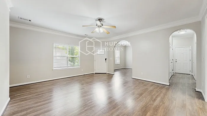 148 Highview Cv — Photo 4