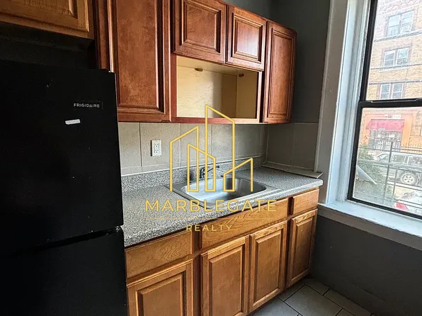 329 Park Ave, Newark, NJ