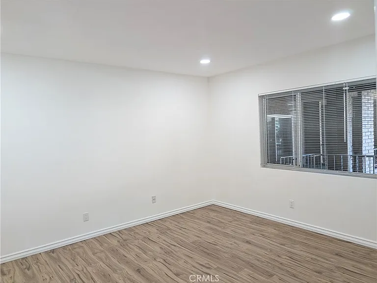 630 W Huntington Dr #103 — Photo 18