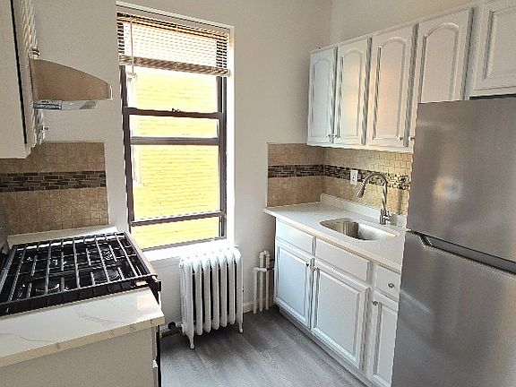 2nd image of 32-64 41st St #4D