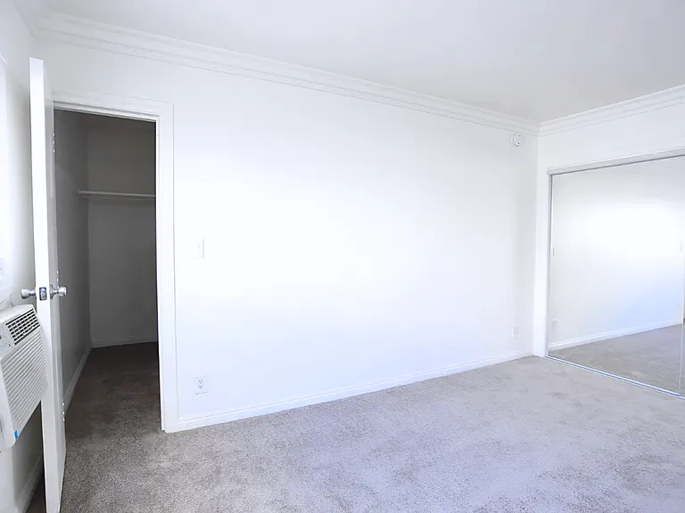 Now Leasing! Gorgeous 1-Bedroom At 216 S. Gale Dr Beverly Hills, Ca 90211 — Photo 26