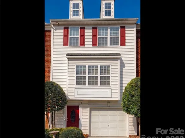 104 Rock Ridge Ln, Mount Holly, NC 28120