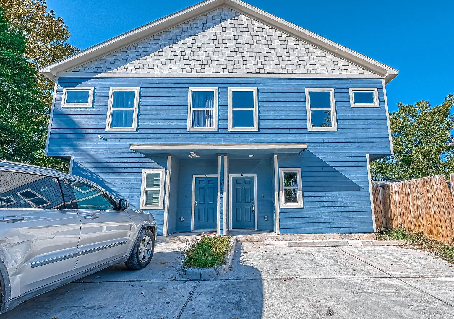 7903 Moonbeam St — Photo 1