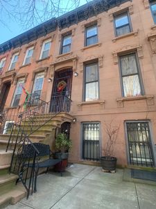 64 Van Buren St, Brooklyn, NY, 11221