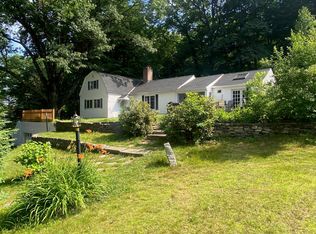 1114 Cherry Hl, Springfield, VT 05156