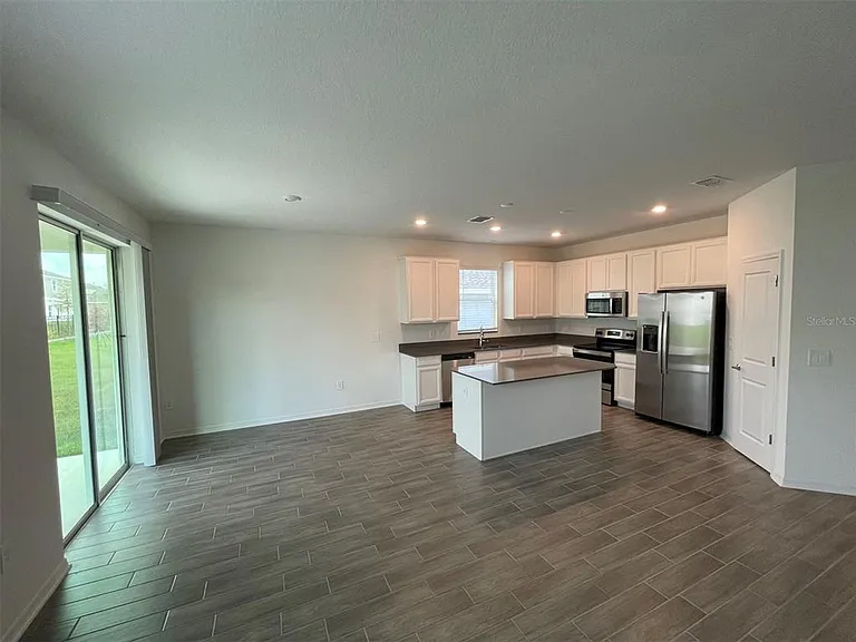 660 Tanaro Ln — Photo 15