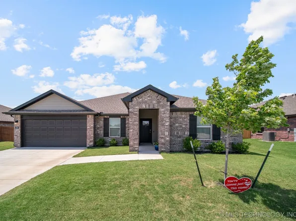 2709 Stonecreek Dr, Claremore, OK 74017