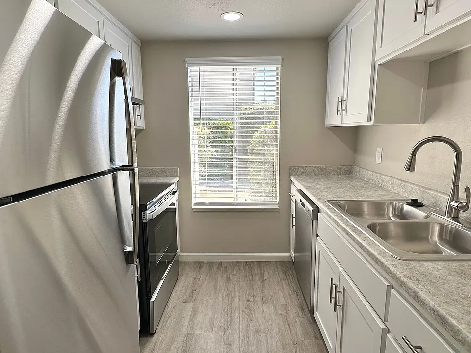 Merit Manor Apartments