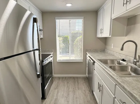 Merit Manor Apartments