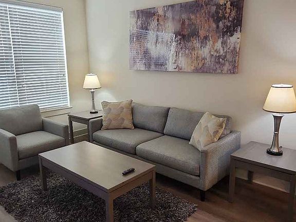 3rd image of 3100 1/2 Esperanza Xing Floor 3-ID1031292P