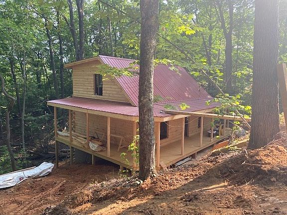 2nd image of 2037 Rhododendron Ln Lot 814