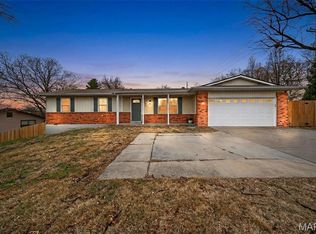 105 Hunters Rdg, Saint Charles, MO 63301