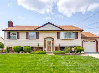 348 Booth Dr, Bellmawr, NJ 08031