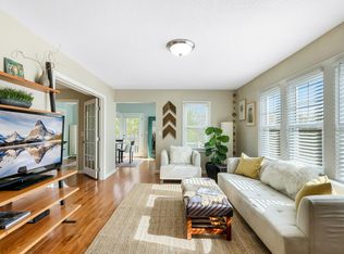 3465 Crystal Pl, Wayzata, MN 55391