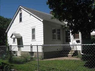 427 Edwards St, Waterloo, IA 50703