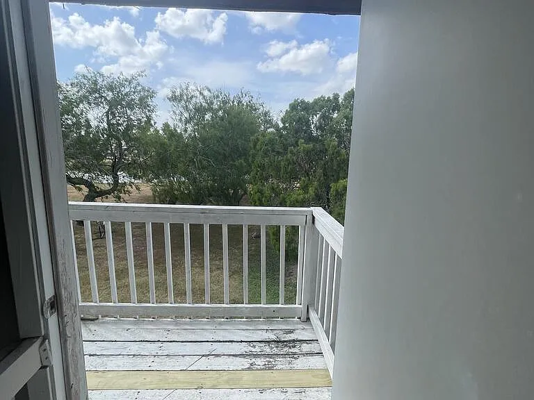 802 Continental Dr #2 — Photo 17
