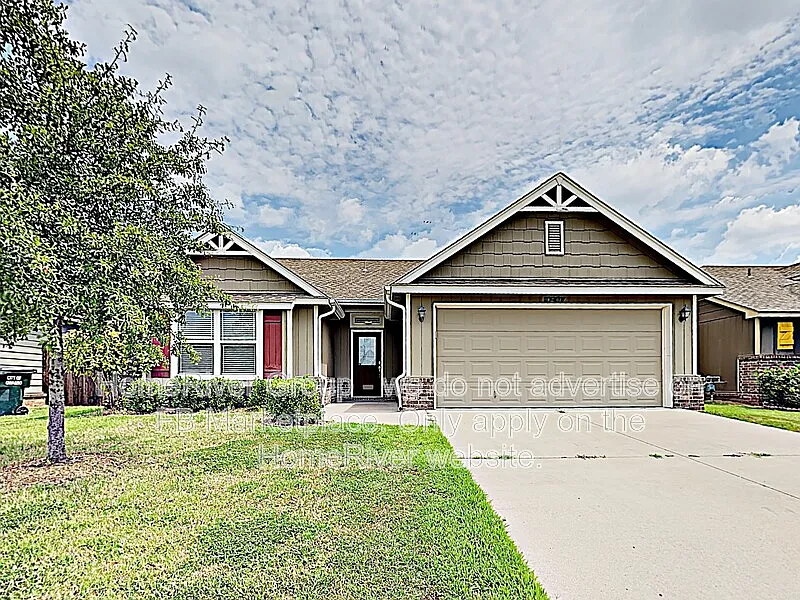 10907 N 117th East Ave