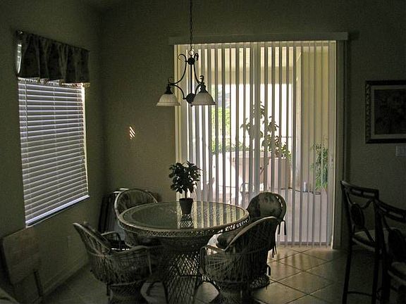 BREAKFAST ROOM