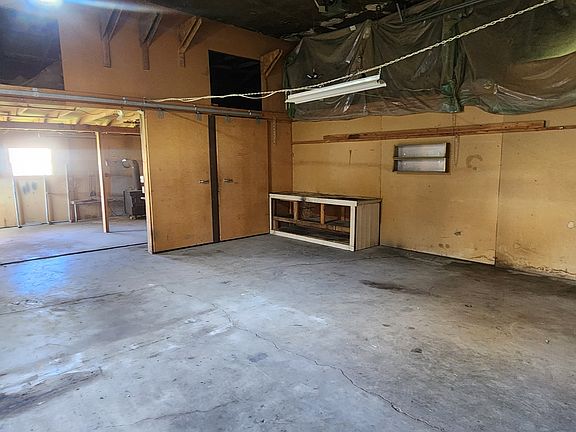 3rd image of 3304 W Babcock St #2