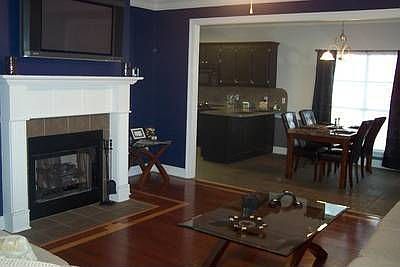 2nd image of 301 S Oleana Dr