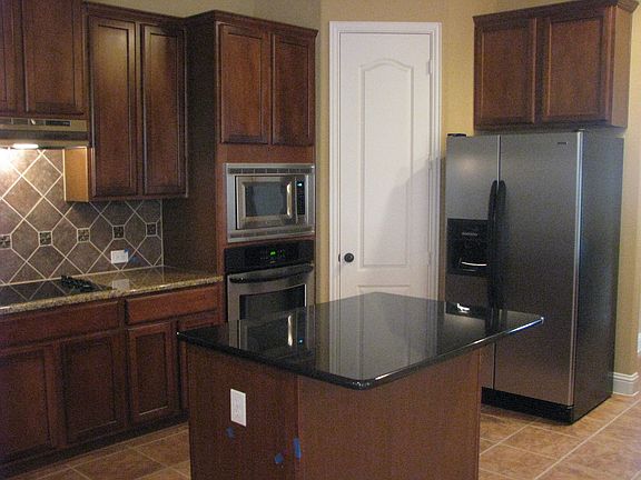 3rd image of 230 Wallington Way