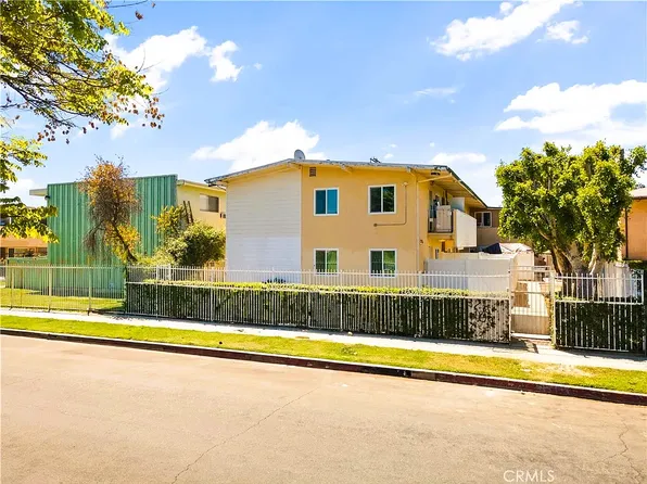17956 Schoenborn St #5, Northridge, CA 91325