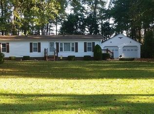 110 Bison Dr, Moyock, NC 27958