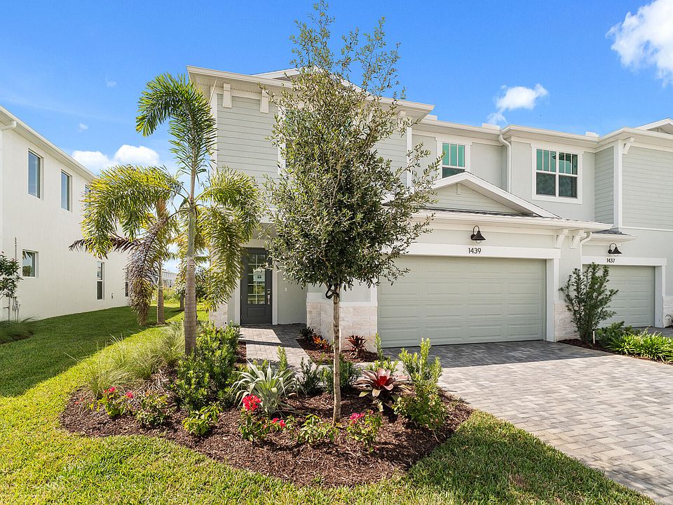 1st image of 1439 NW Corteal Way