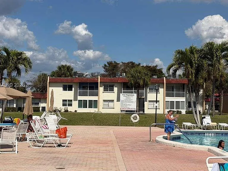 237 Lake Frances Dr #237 — Photo 10