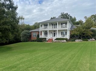 4018 E Churchill Dr, Fayetteville, AR 72701