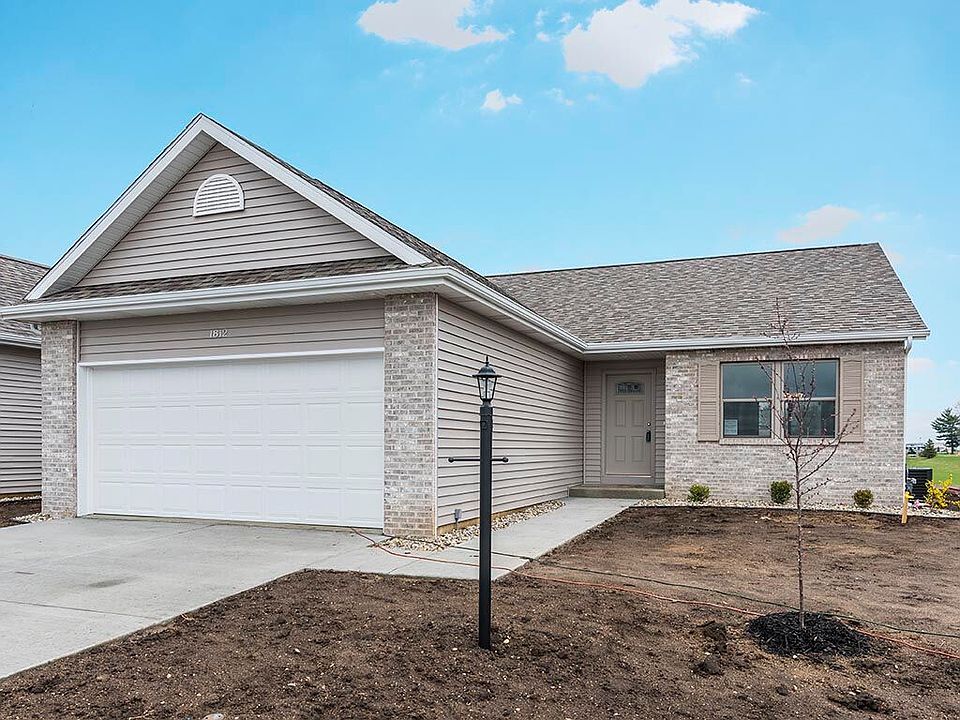 1st image of 1812 Carina Cir