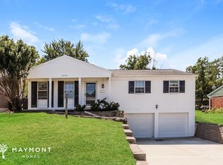 2597 Fulbourne Dr, Cincinnati, OH 45231