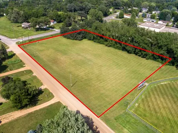 South St, Henderson, MN 56044