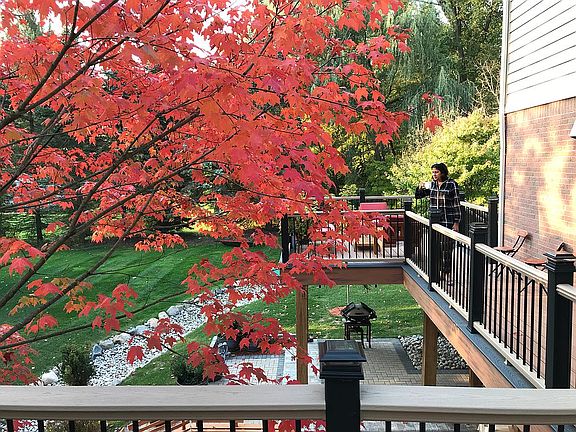 4th image of 560 Trillium Dr